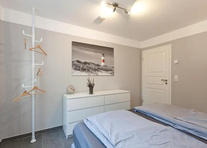 Unter Den Kiefern 98 Og Röbel